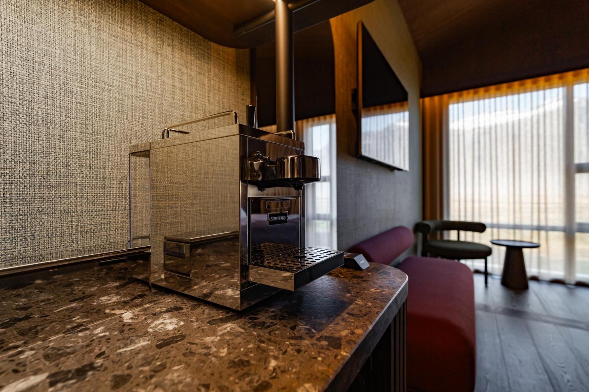 Hotel Joekulsarlon - Glacier Lagoon Hotel Gerdi Bagian luar foto